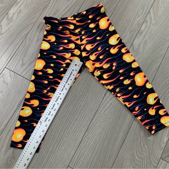 Vintage fabric capri made in Canada you can choose colour size and inseam of leg - Picture 2 of 3